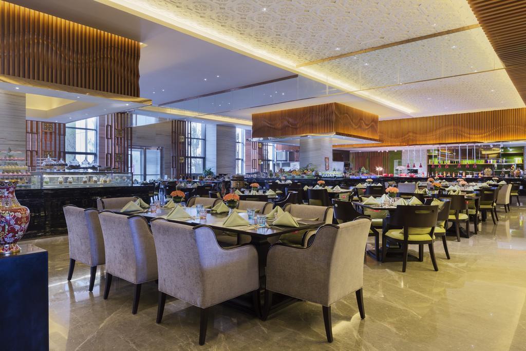 Wanda Realm Chifeng Hotel Екстериор снимка
